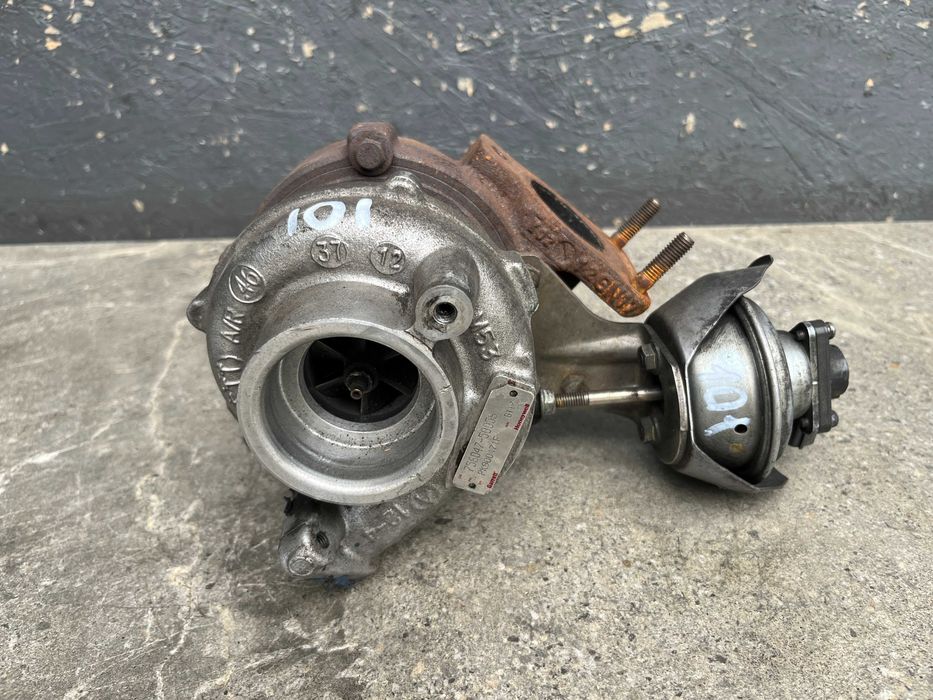 Турбіна Citroen C5 C4 Peugeot 307 308 407 508 Expert 2.0 HDI