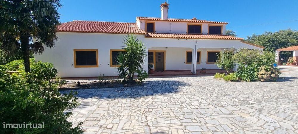 Quinta T5 em Ribeira de Nisa e Carreiras de 235,00 m2