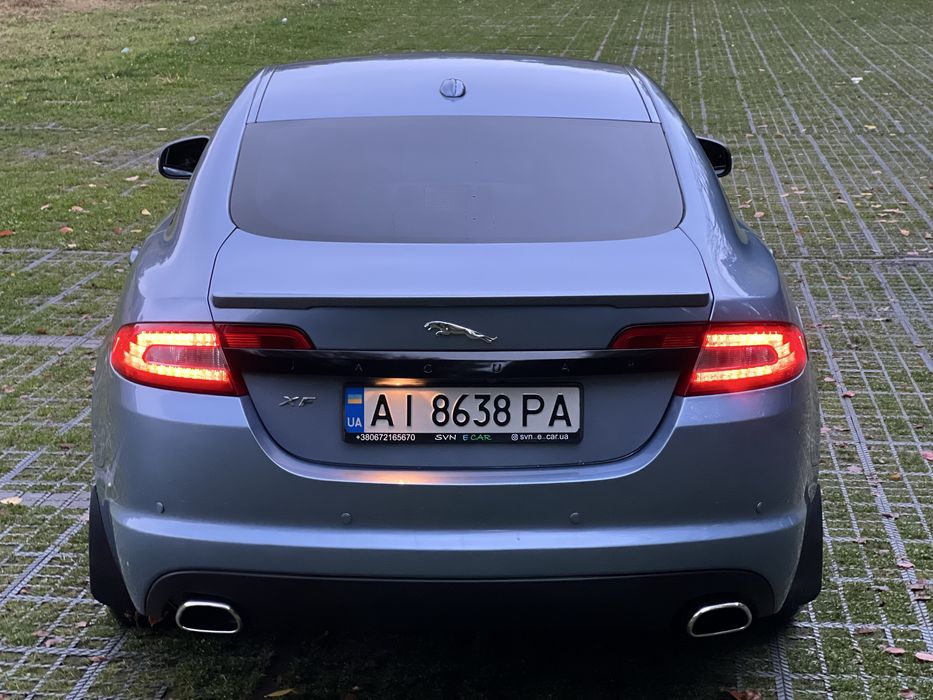 Jaguar Xf 2008 року