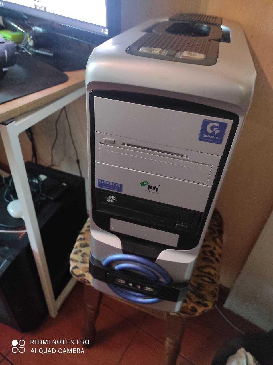 Системний блок Core 2 duo e8400, 4gb RAM, Nvidia Geforce 9600gt