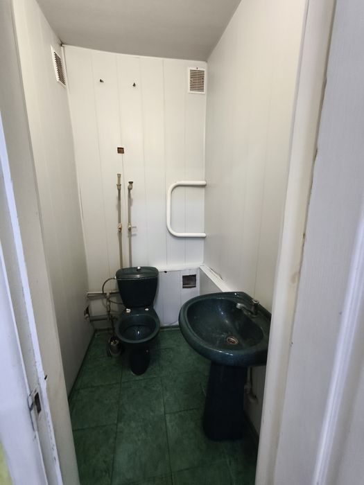 Продам коммерческое помещение в центре города