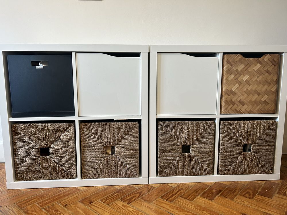 2 modulos cubos Ikea com acessorios