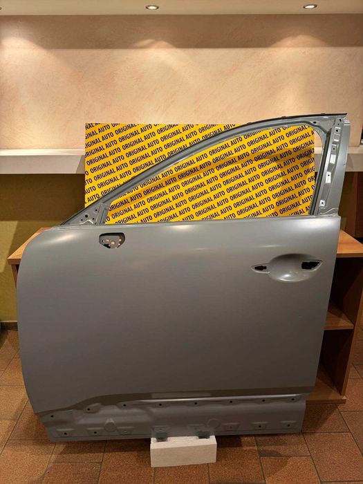 Двері передні ліві Mazda CX-50 Нові оригінал