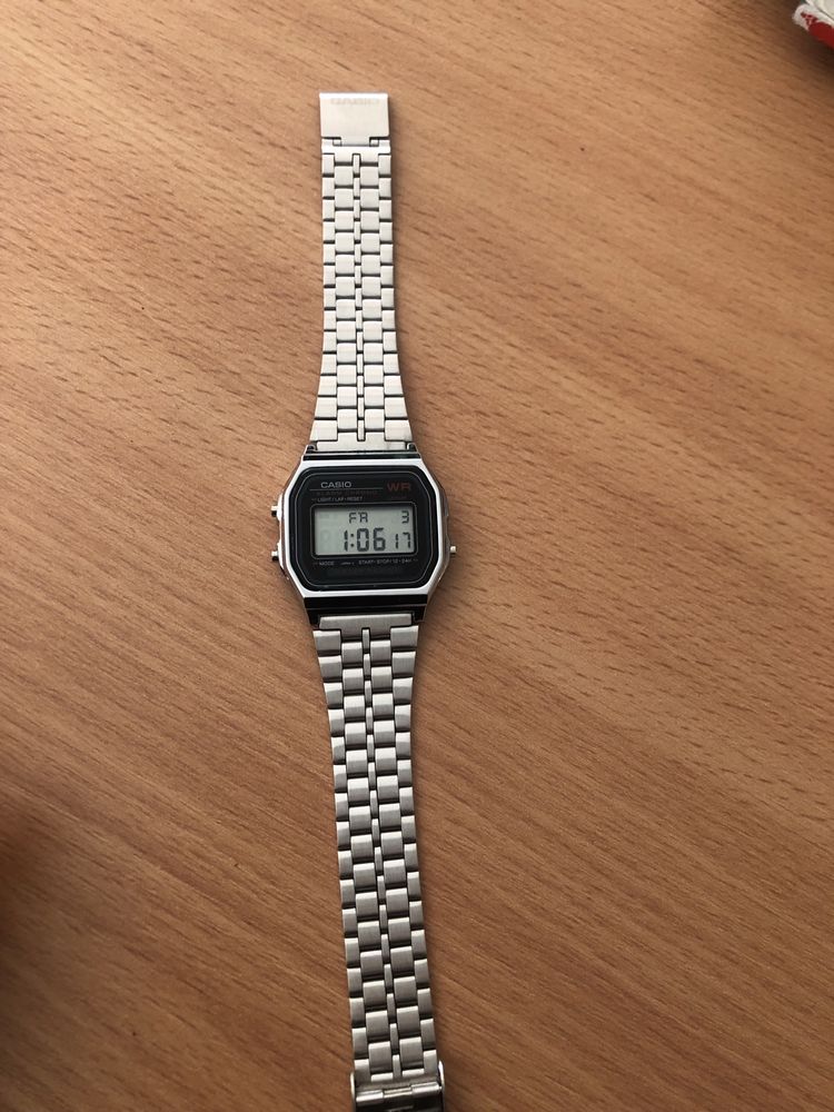 Zegarek casio nowy z metką