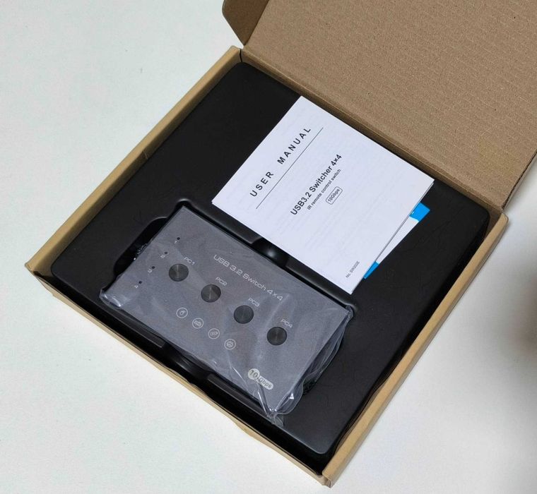 Плата перемикання USB 3.2 Switcher 4x4 10 Гбіт/с SW202E