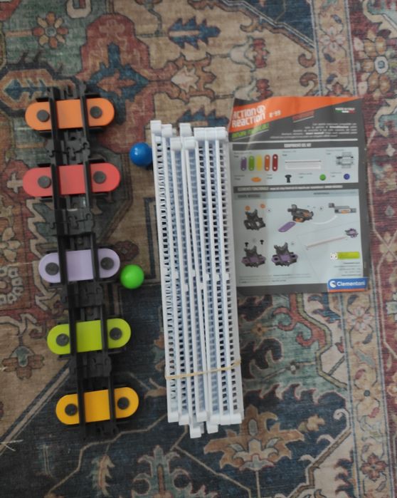 Clementoni akcja reakcja Muzyczne tory Pętla Trampolina Tory i platfor