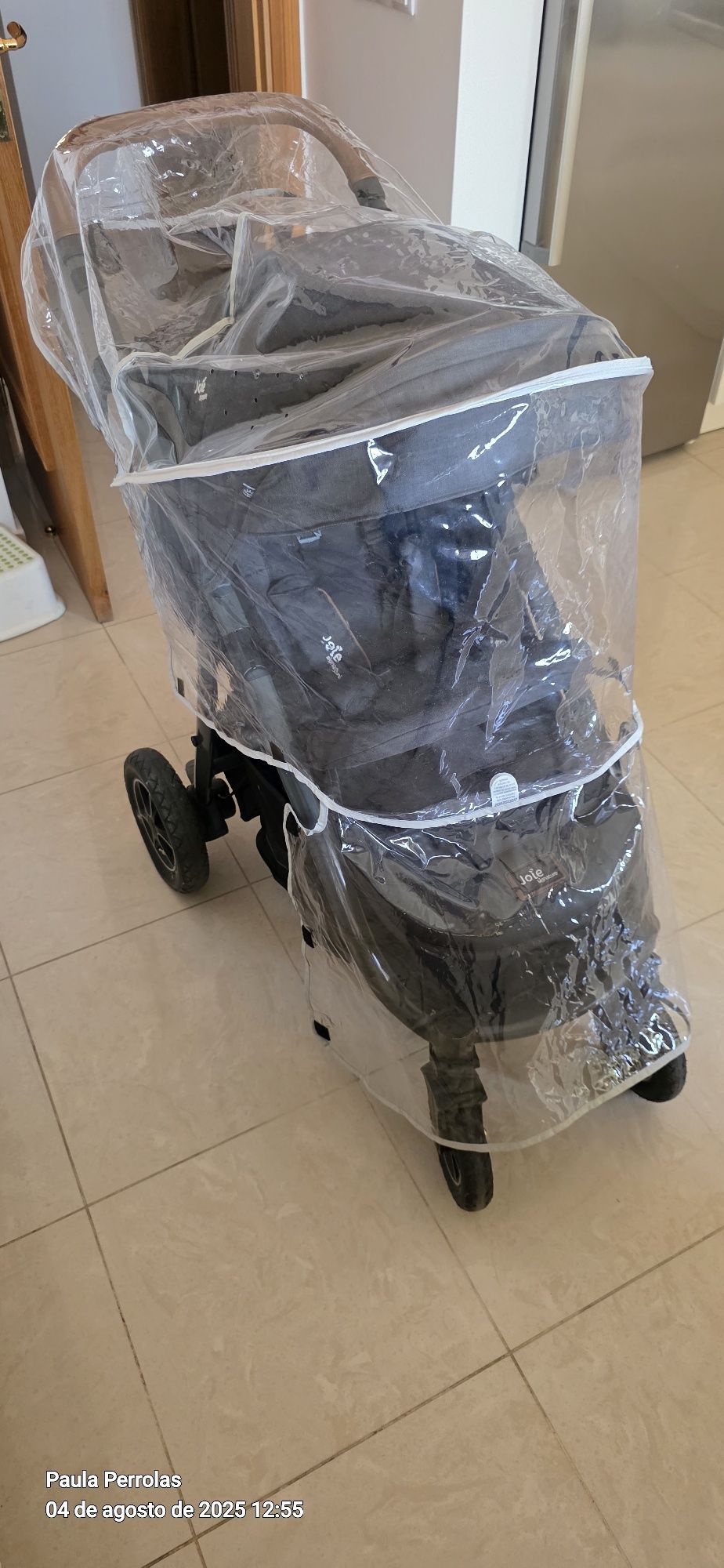 Carrinho de Bebé Joie