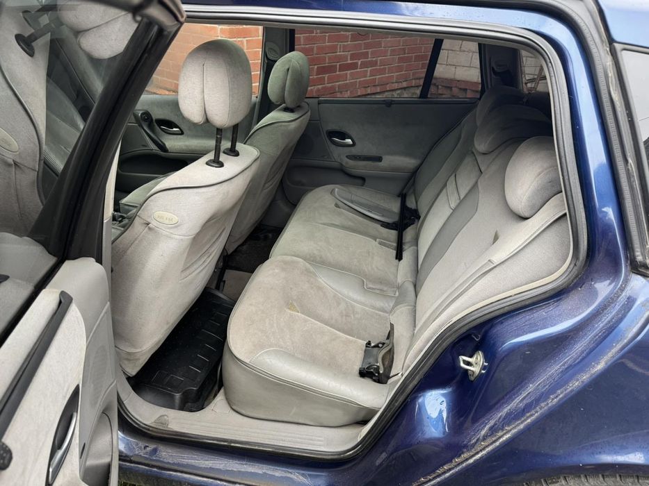 Авто Рено Лагуна