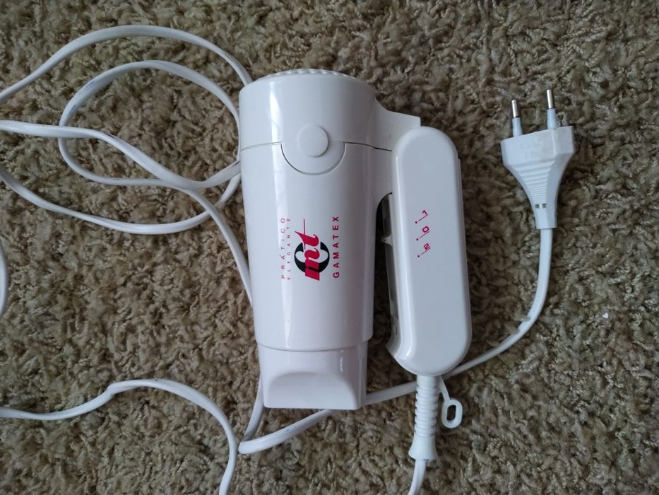 Secador cabelo branco