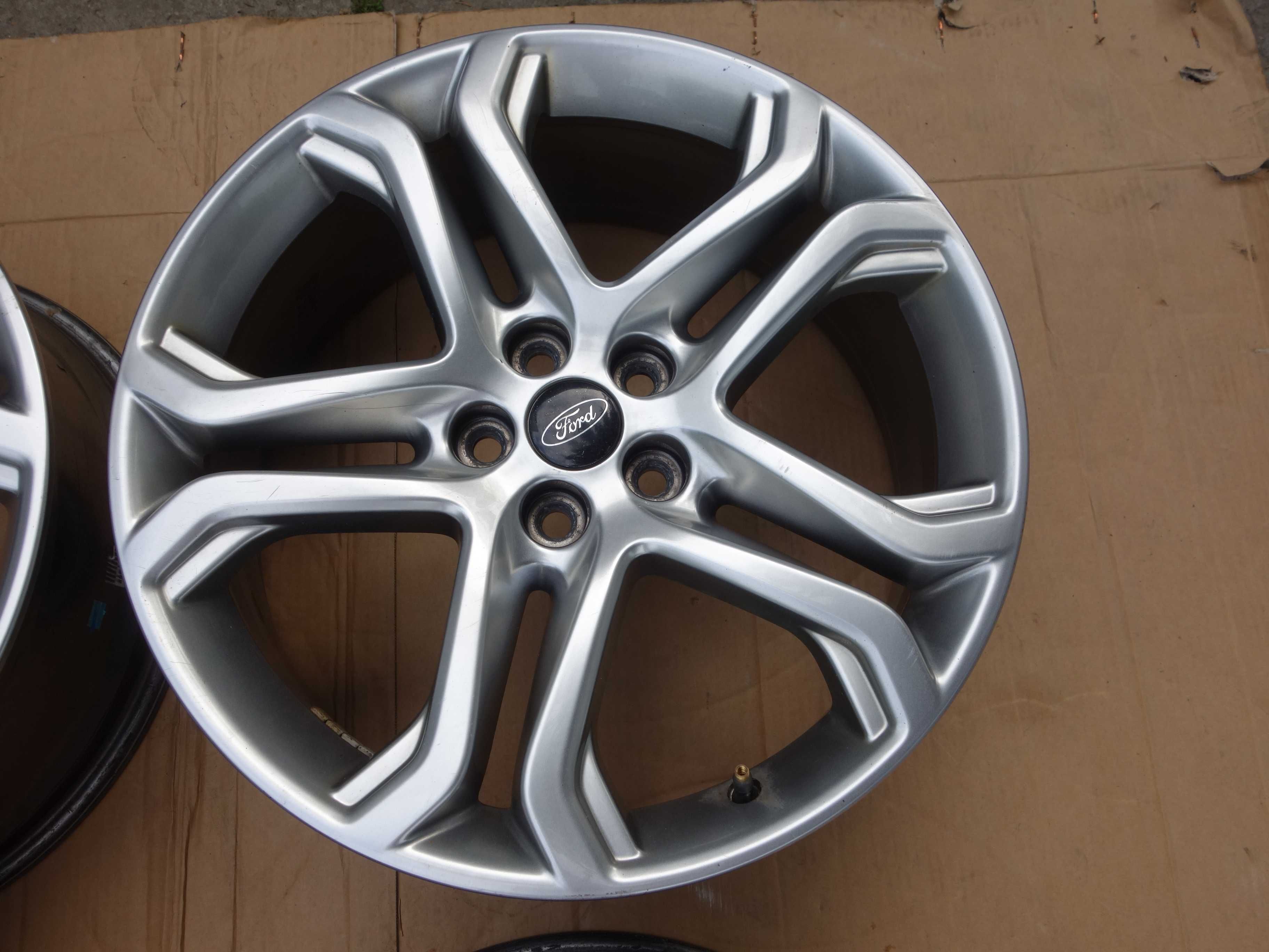 Felgi FORD S-MAX KUGA ESCAPE EDGE FOCUS 19'' 5x108 Oryginał