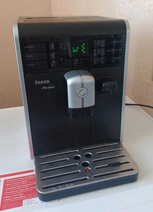 Кофемашина кофеварка Saeco Moltio One Touch Cappuccino Black HD8769