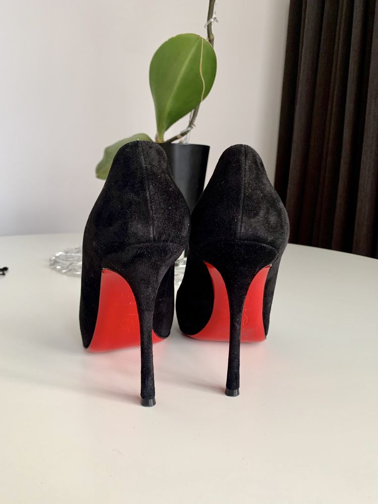 Szpilki Buty Christian Louboutin decolette 38,5 / 39