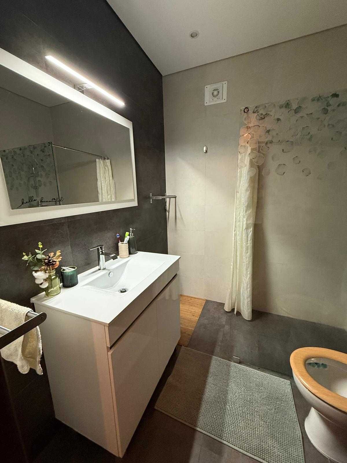 Apartamento T2 com terraço - Caldas das Taipas