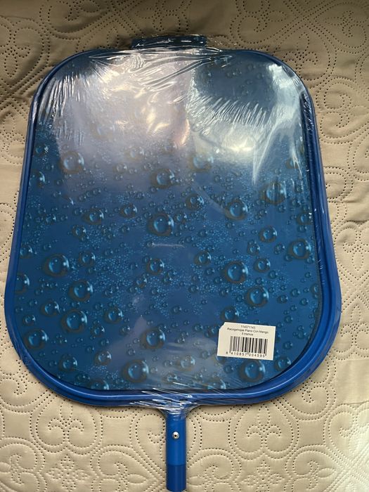 Apanha folhas piscina