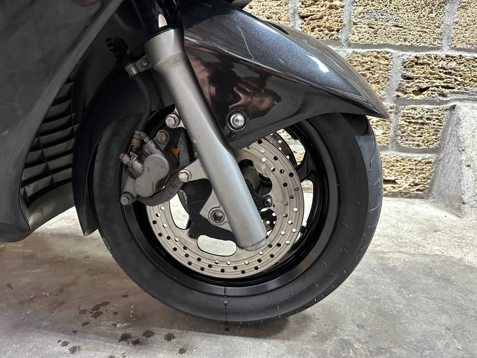 Ямаха Маджесті 400 Yamaha Majesty