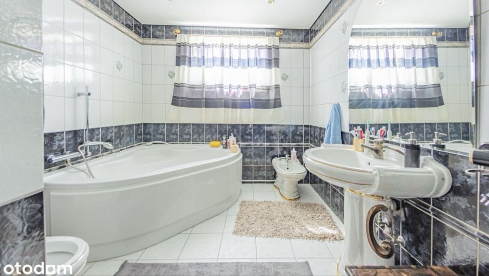 Środkowa szeregówka z dużym ogrodem w bardzo dobrej lokalizacji
