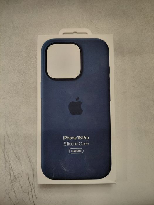 iPhone 16 pro - oryginalne etui Apple, PLOMBA