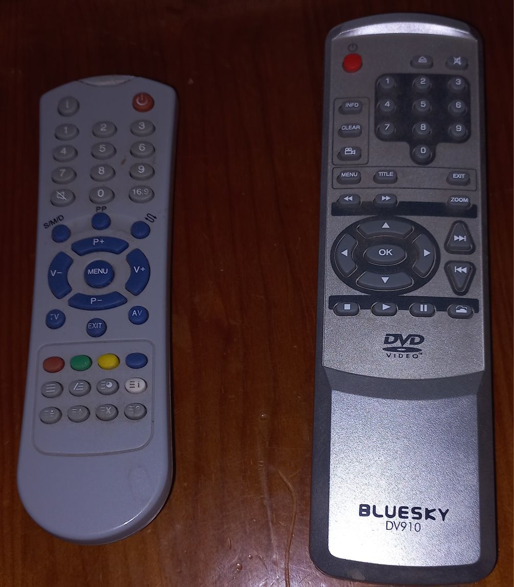 TV 37 cm Hyundai + DVD BlueSky