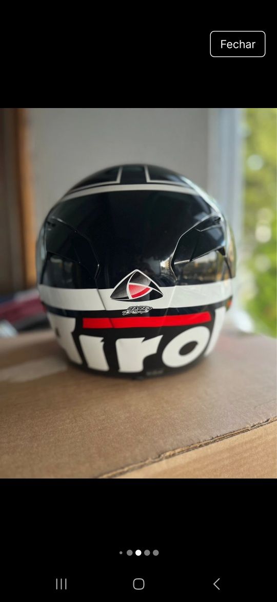 Capacete Airoh Integral Tamanho L – NOVO