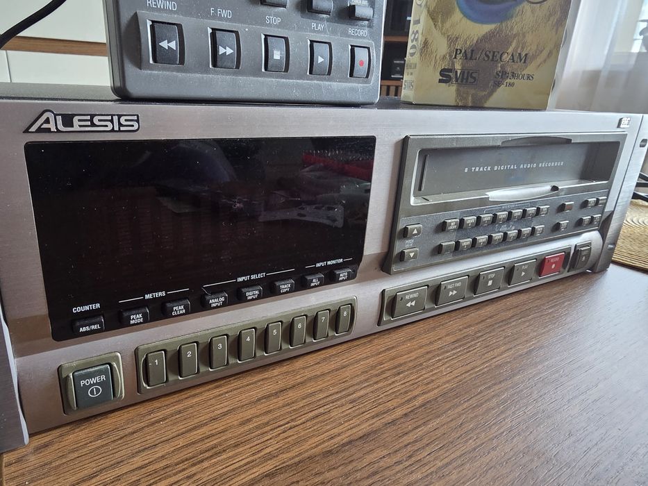 DAT 8 ścieżkowy rejestrator dźwięku Alesis XT ADAT