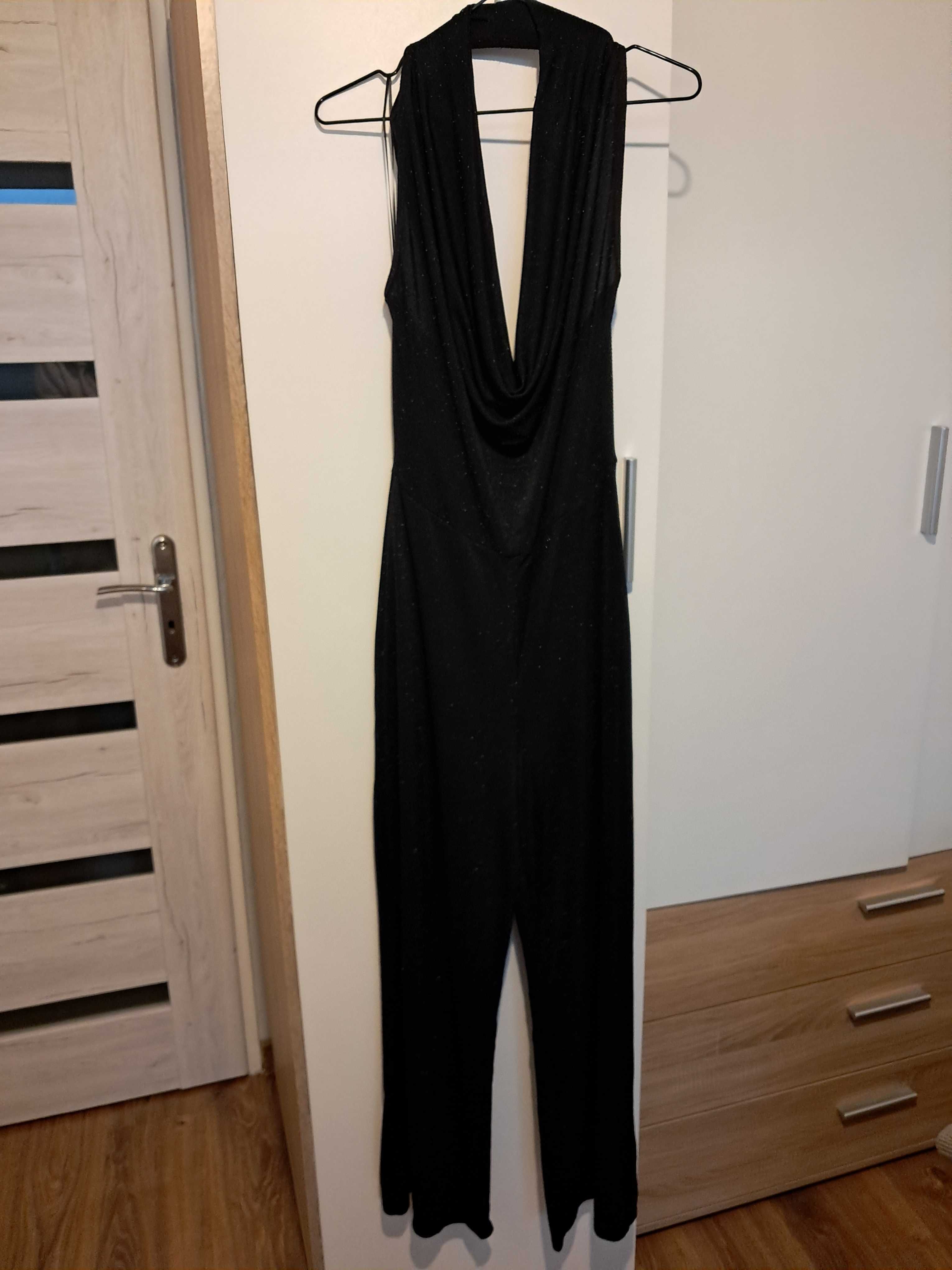Kombinezon damski czarny z błyszczącą nitką Gina Tricot rozm. M/L