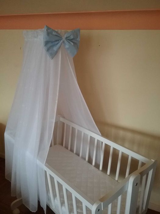Mosquiteiro / Véu para berço novo nunca usado oferta de laço