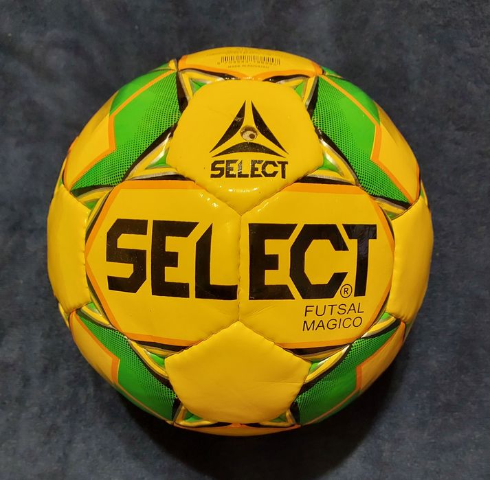 М'яч для футзалу SELECT 4