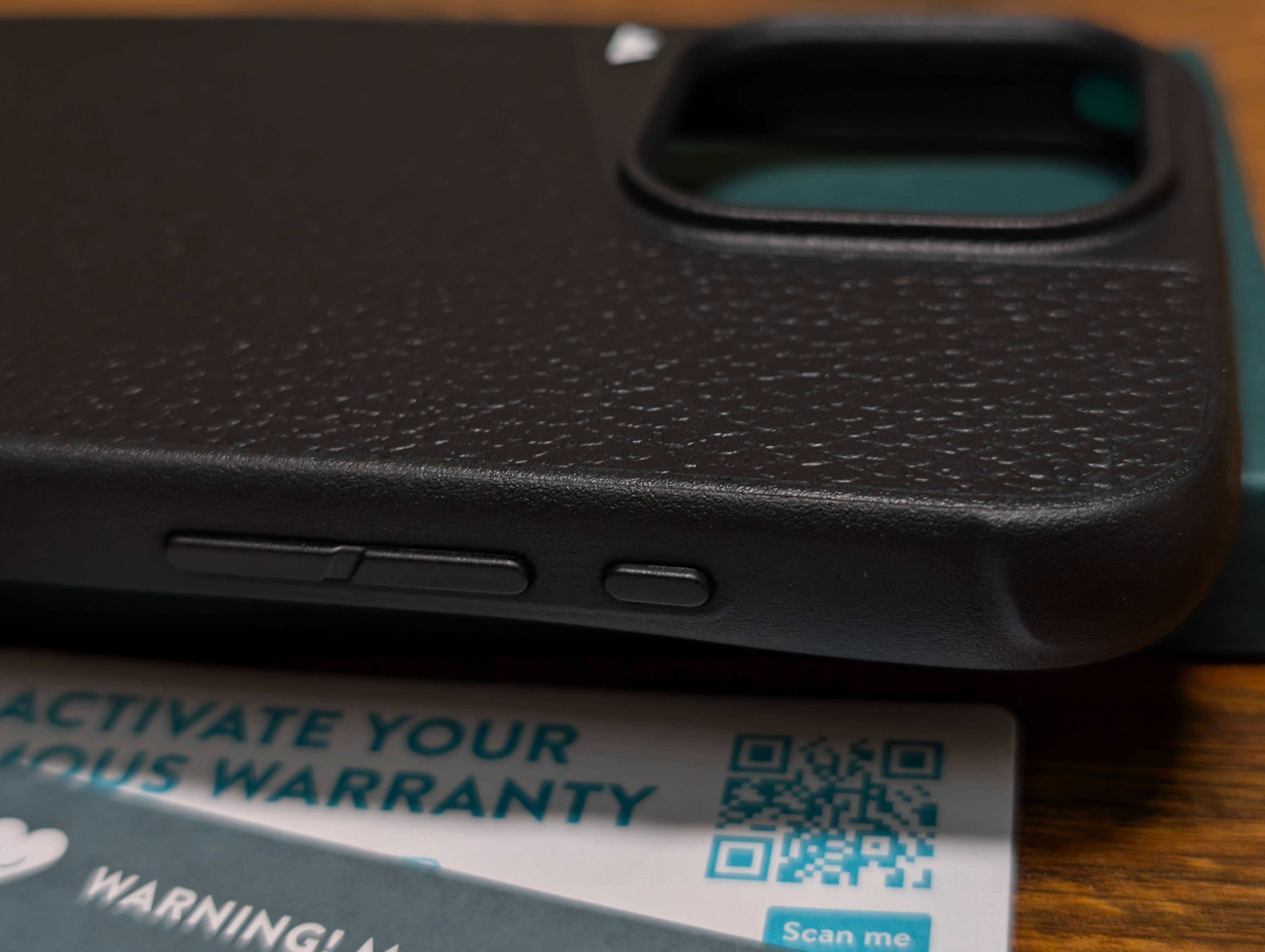 Чехол Mous к iPhone 16 Pro Max, модель Limitless 6.0 Leather