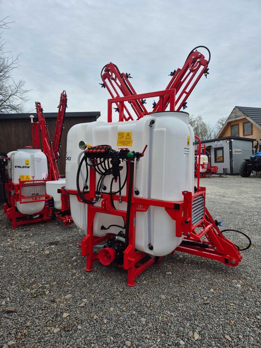 Opryskiwacz hydraulicznie składany 1500l 15m 1200l 12m 800l 18m 400l