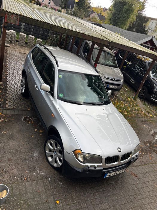 BMW X3 3.0i  benzyna, manual