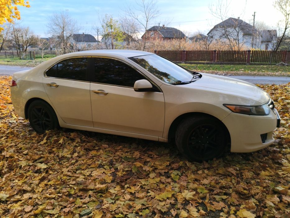 Продам Хонда акорд 8