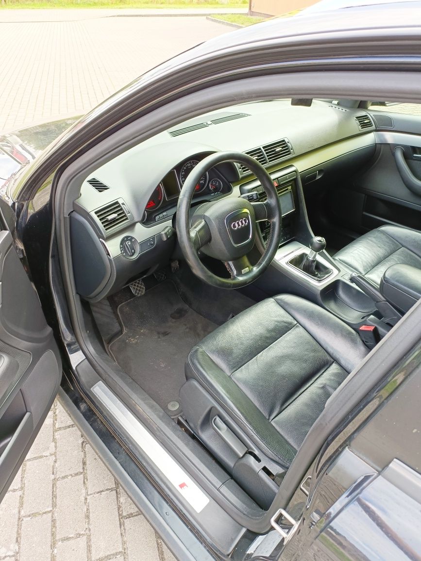 Audi A4B7 2.0 TDI S Line