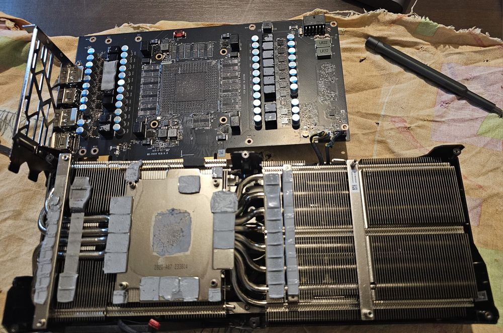 Видеокарта MSI RTX 4080 SUPER 16G GAMING X SLIM под ремонт/запчасти