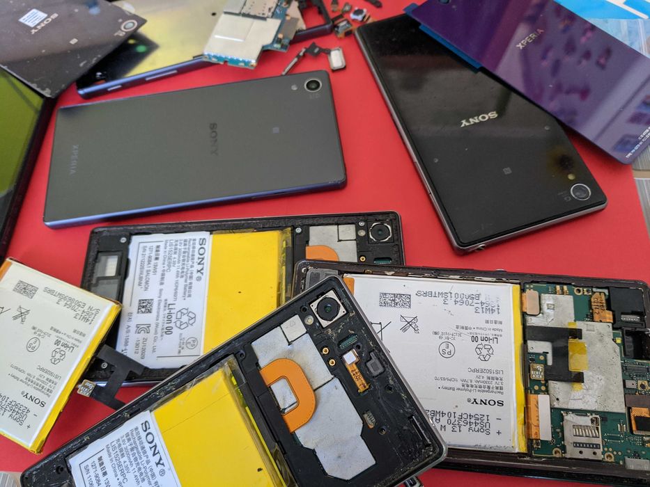 Запчастини Sony Xperia 10 I4113/Z/Z1/Z1 Compact/Z3 Compact/Z5 Запчасти