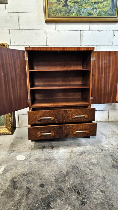 Stara podręczna szafka Komoda ART DECO ,,robi wrażenie,,