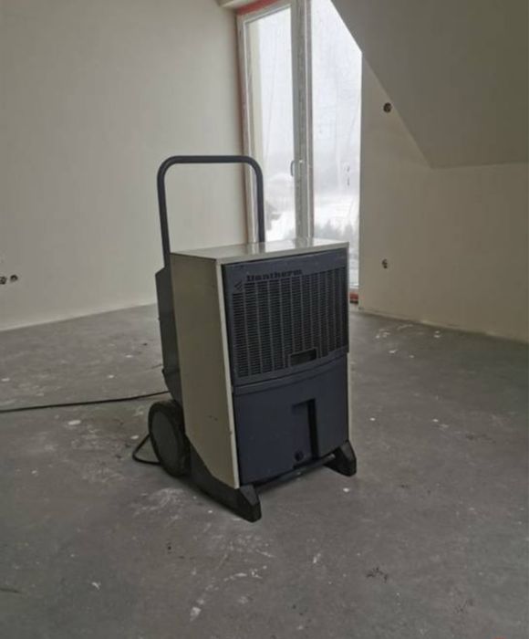 Osuszacz powietrza pochlaniacz wilgoci budowlany osuszanie