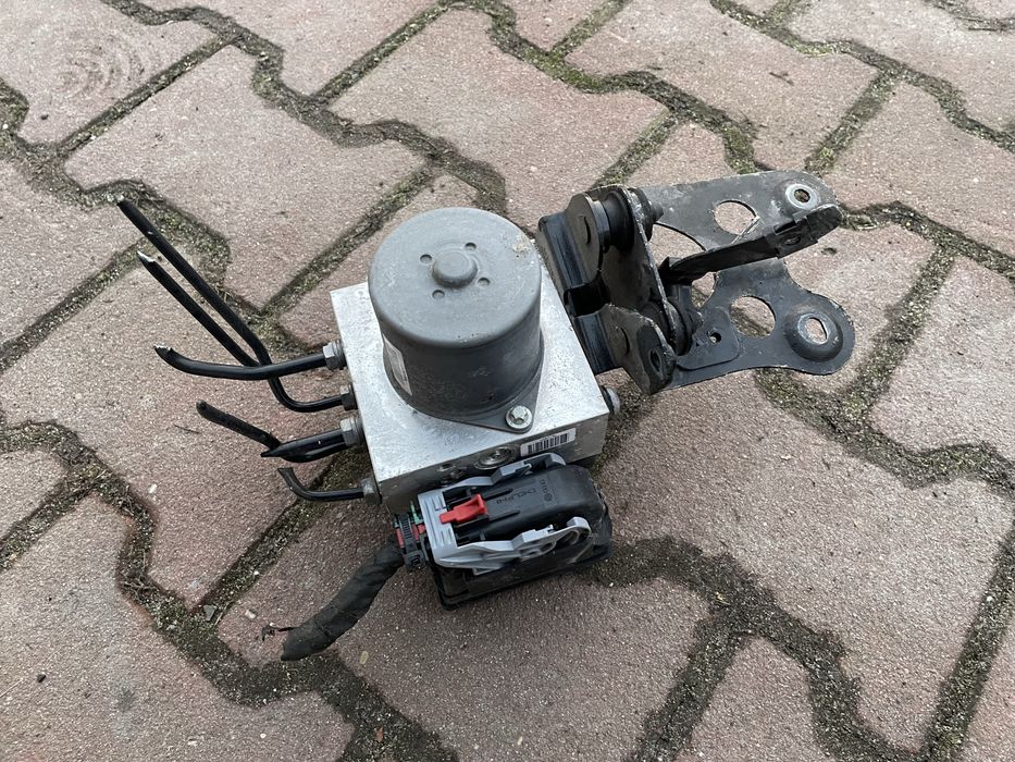 VW Volkswagen Passat B7 CC Pompa ABS