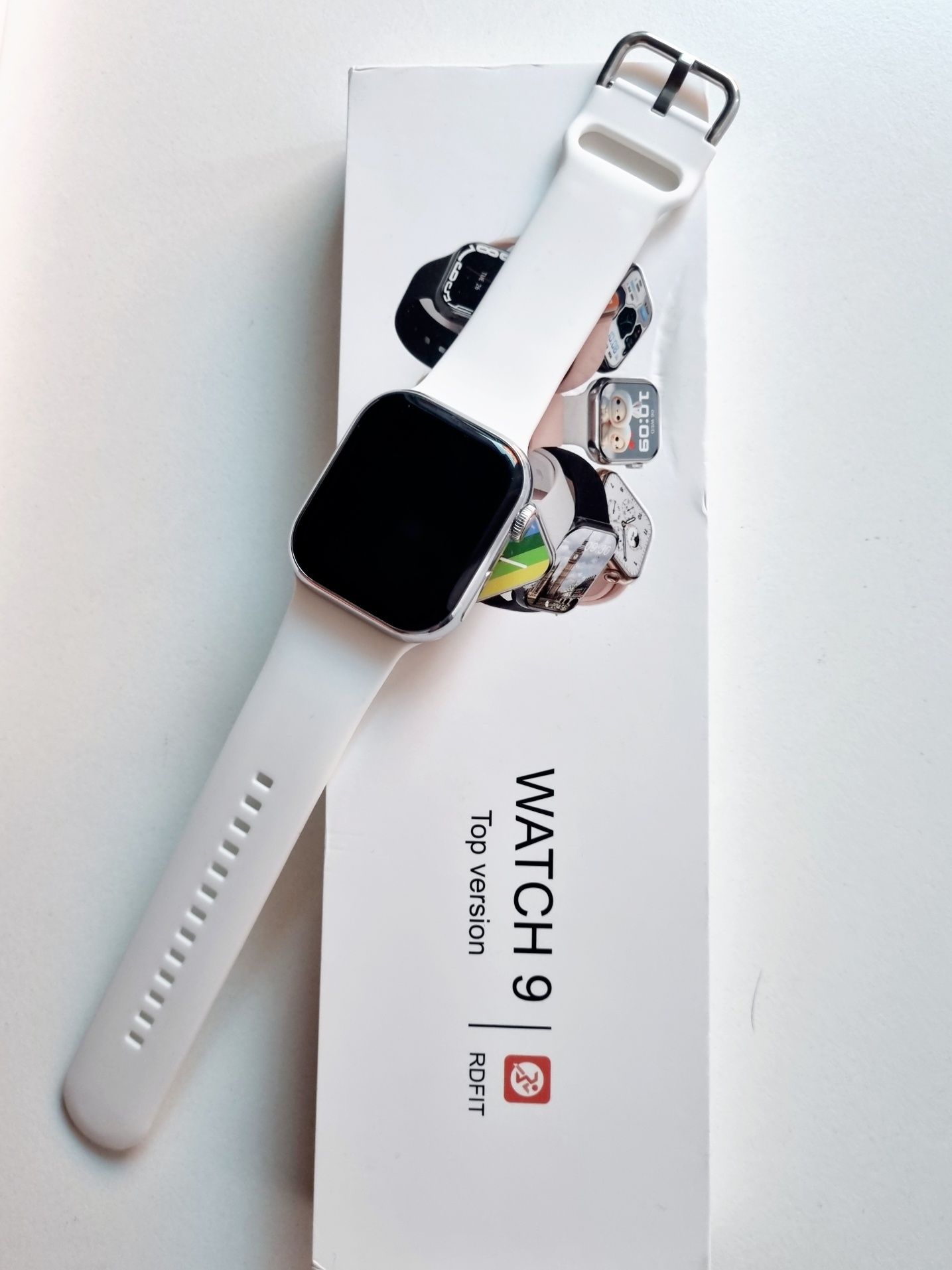 Smartwatch 9 Top biały
