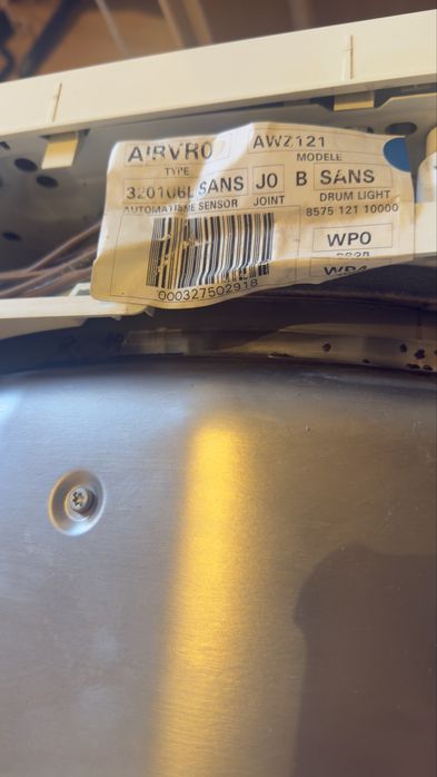 Suszarka Whirlpool wywiewowa AWZ 121