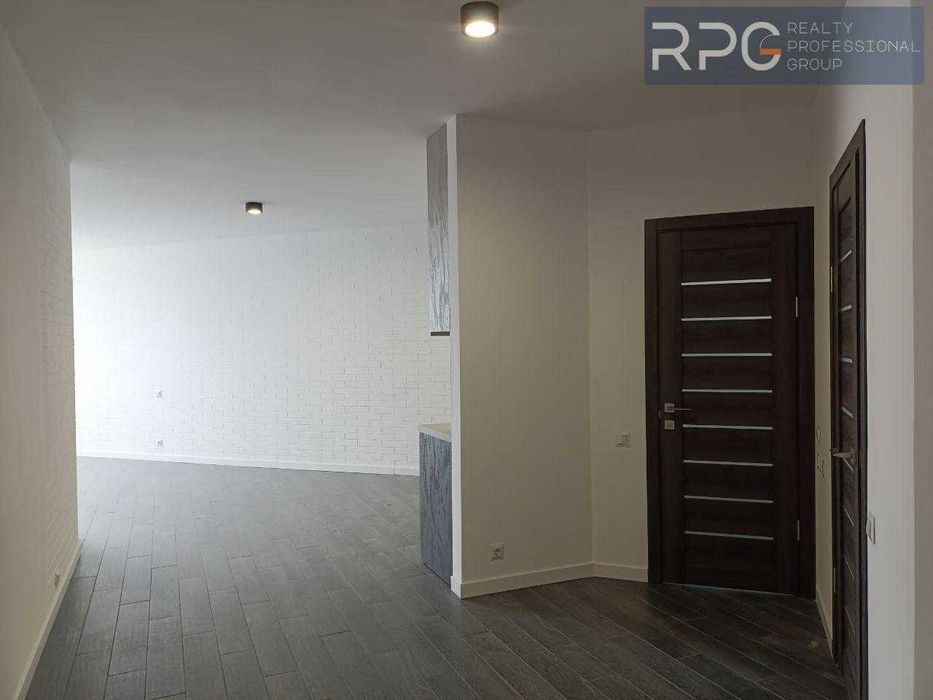 Продаж 1-к квартири в ЖК Русанівська Гавань 62 кв.м з ремонтом