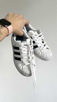 Adidas superstar 33.5