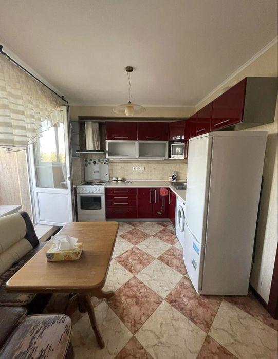 Продається хороша 1-на квартира на Грушевського 7!