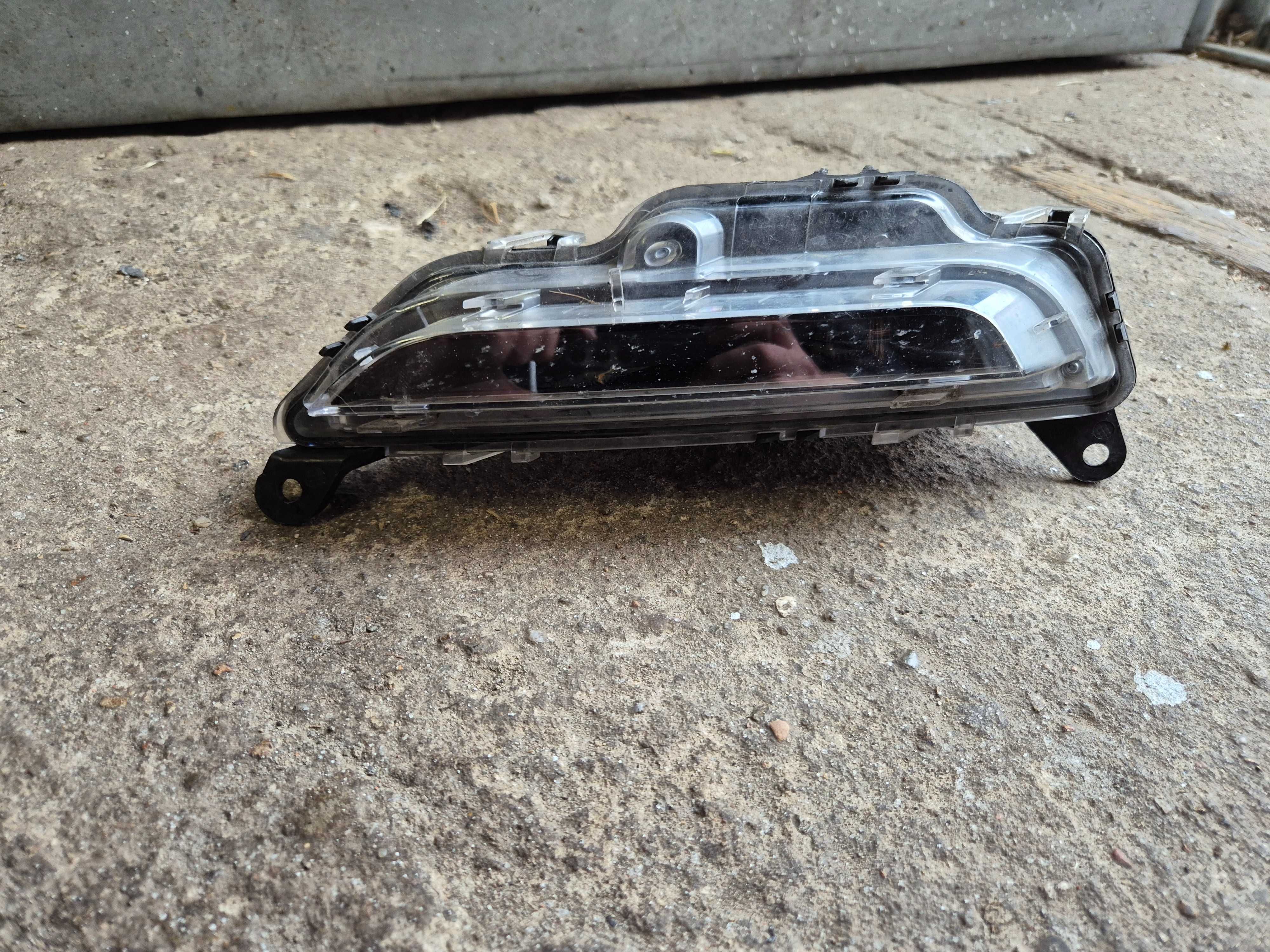 Range Rover Evoque II LED halogen lewy DRL