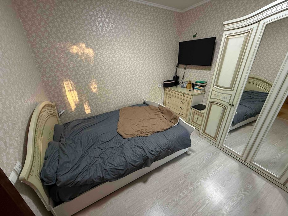 Класна маленька однокімнатна квартира з ремонтом!!