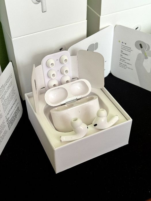 Блютуз навушники Apple AirPods Pro 2