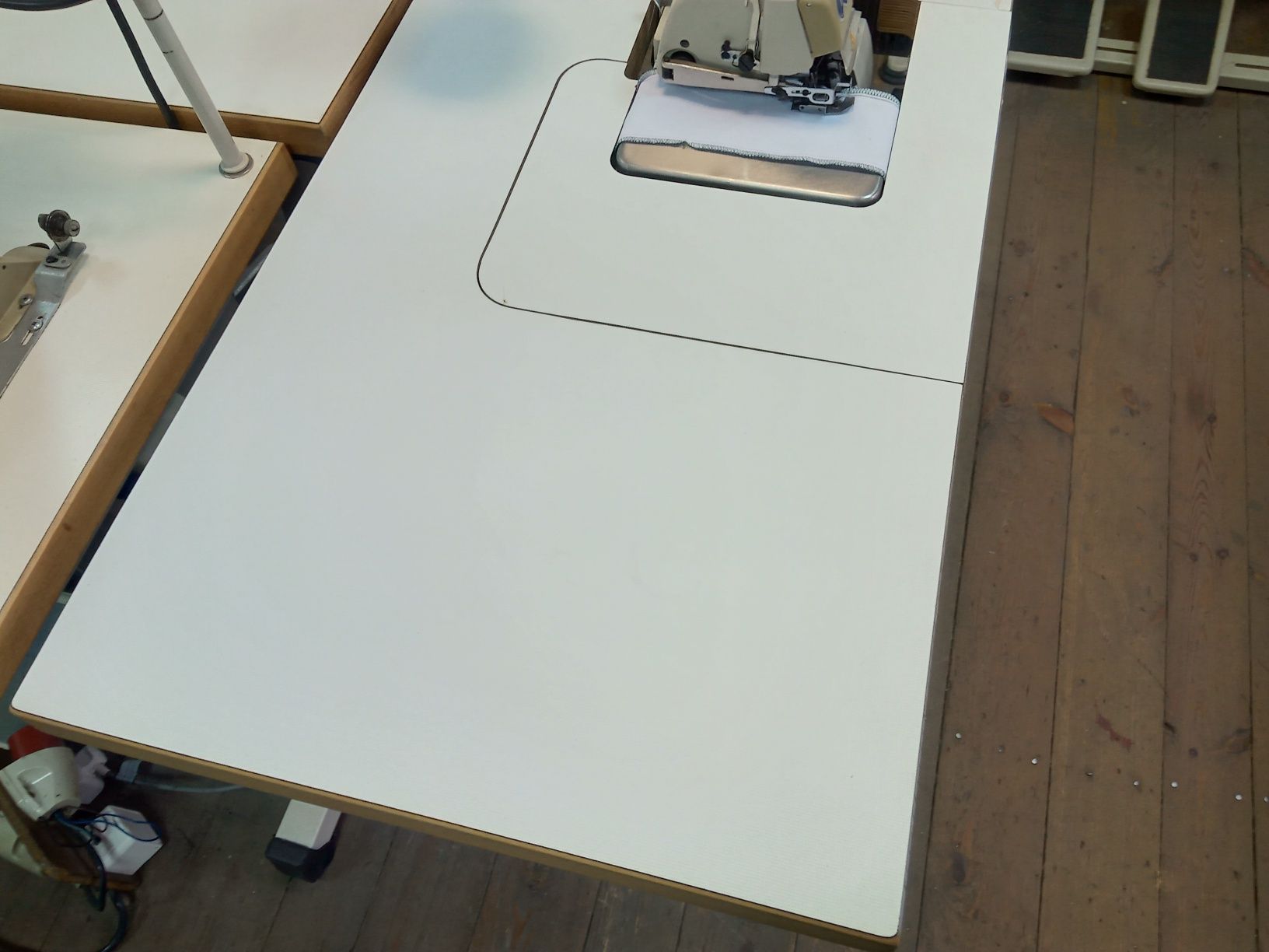 Overlock 5 nitkowy JACK 768 D 230 v