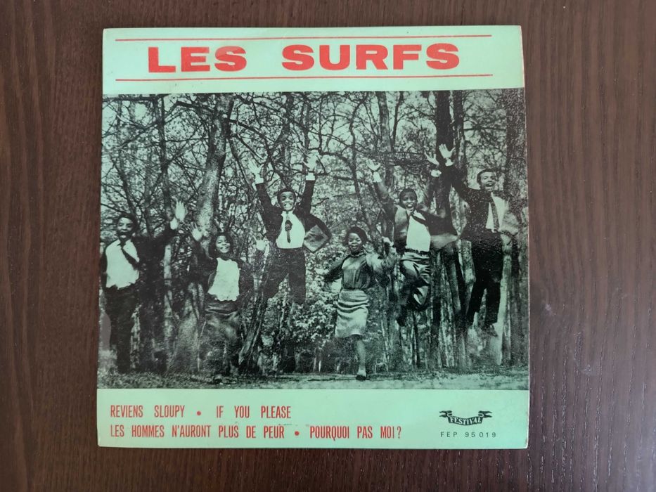Les Surfs - Reviens Sloopy (edição portuguesa)