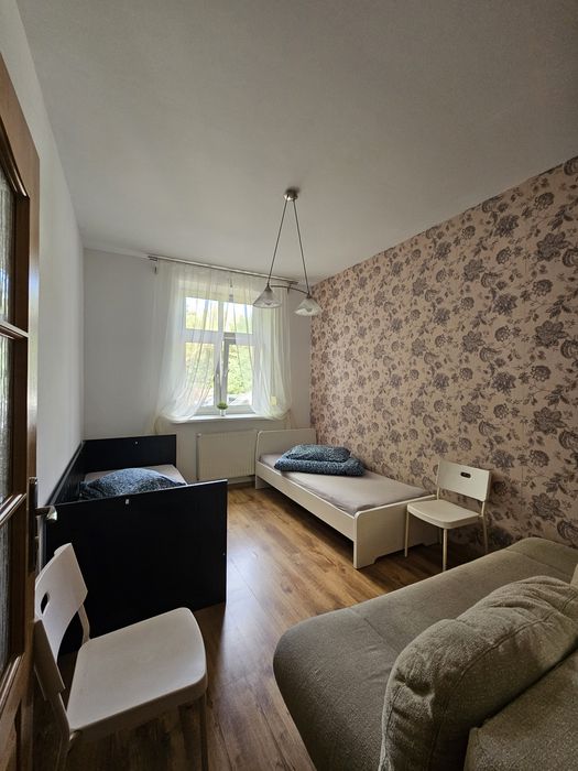 Apartament 3 pokoje z balkonem dla max 9 os. (na doby)