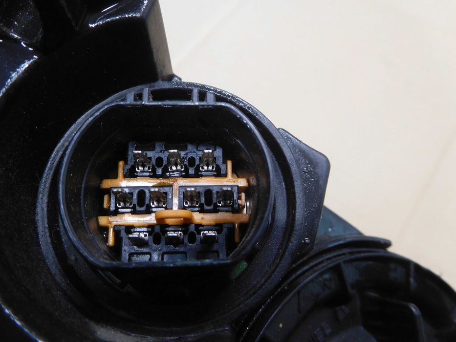 Hyundai I40 Lampa Lewa Zwykła Lampa Hyundai I40