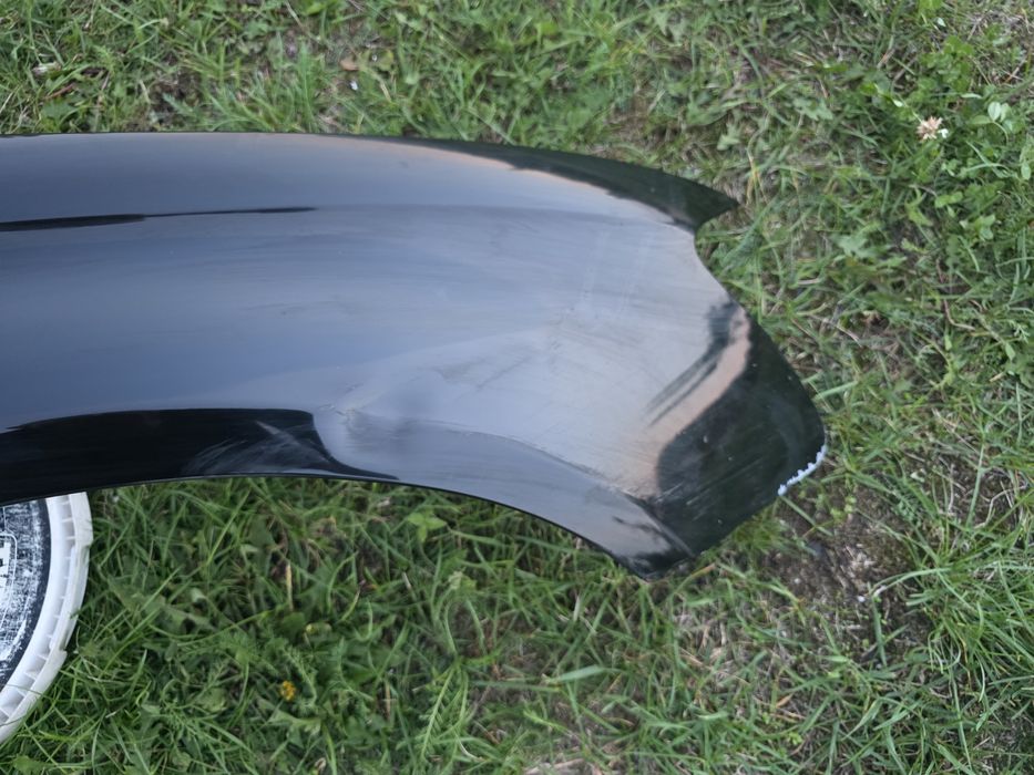 Błotnik prawy przedni przód Audi A4 B8 przedlift